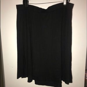 Basic black skirt